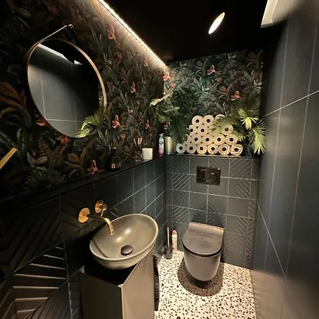 Skyline Elegance With Free Parking Apartmán Bratislava