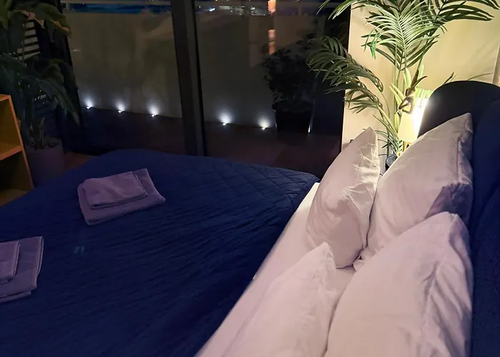 Skyline Elegance With Free Parking Apartamento *